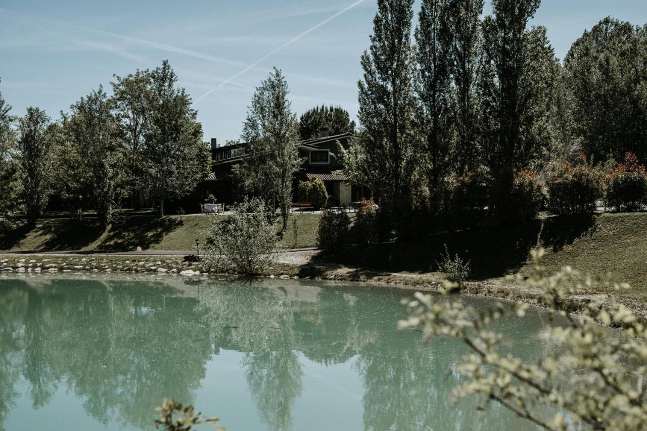 L'Anfora Country Club Panzió Basciano Kültér fotó